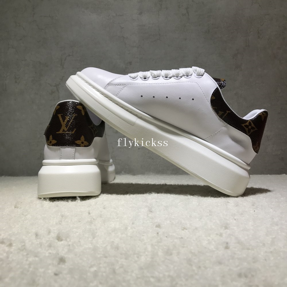 LVS Supreme White Sport Sneaker